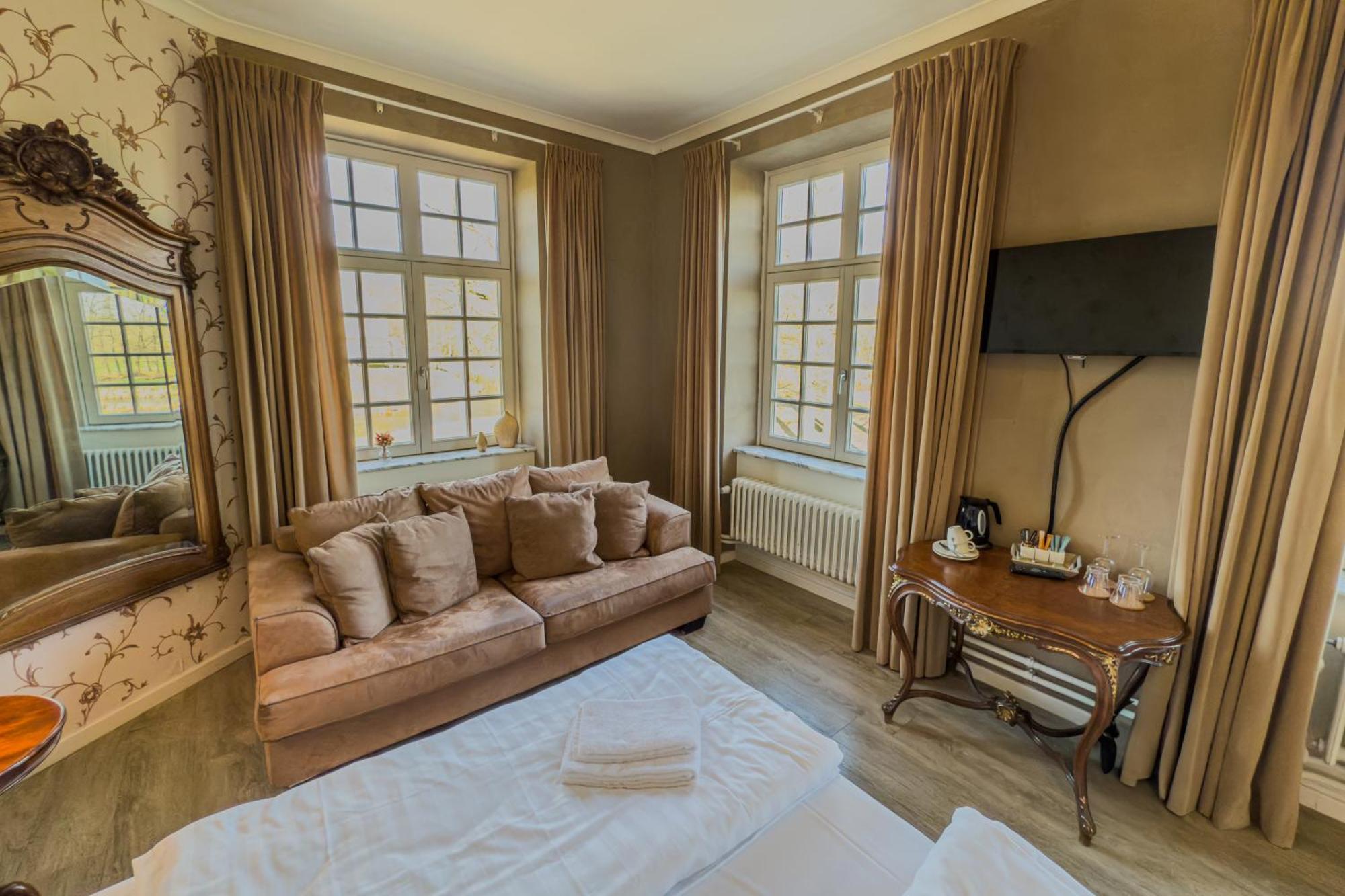ホテル Kasteel Pietersheim Maastricht - ランアーケン エクステリア 写真