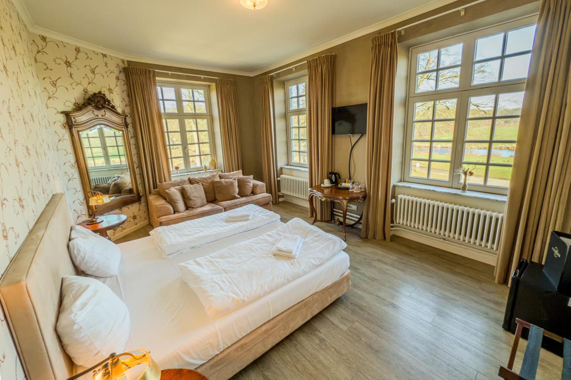 ホテル Kasteel Pietersheim Maastricht - ランアーケン エクステリア 写真